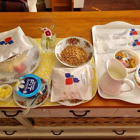 Andavine House - Bed & Breakfast กราฟตัน ภายนอก รูปภาพ